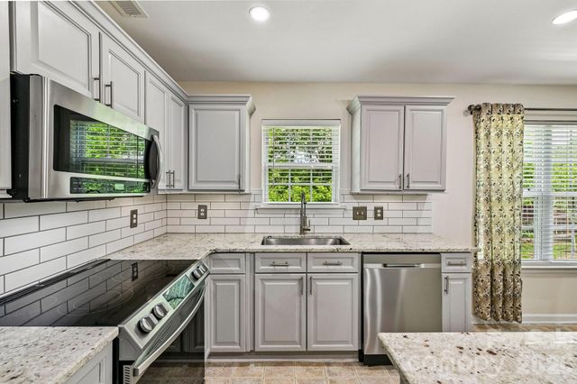 127 Elrosa Road, Mooresville, NC 28115