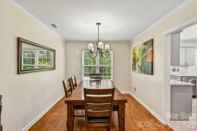 127 Elrosa Road, Mooresville, NC 28115