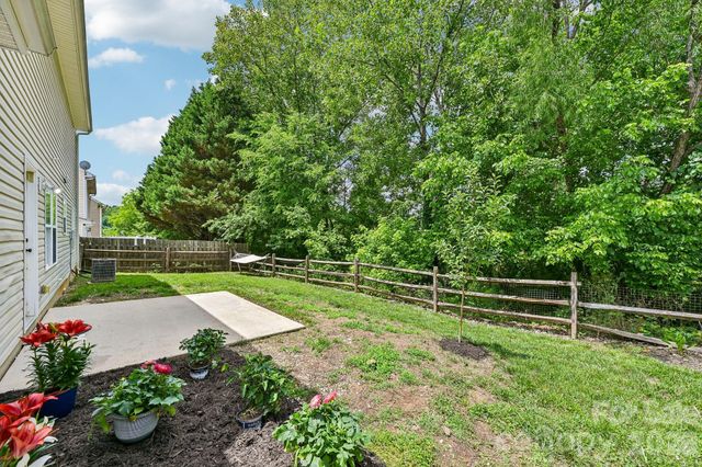 127 Elrosa Road, Mooresville, NC 28115