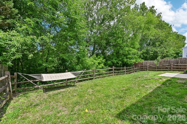 127 Elrosa Road, Mooresville, NC 28115