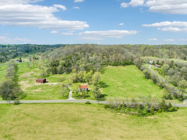 5497 Carters Creek Pike, Thompsons Station, TN 37179