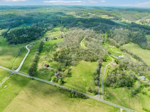 5497 Carters Creek Pike, Thompsons Station, TN 37179