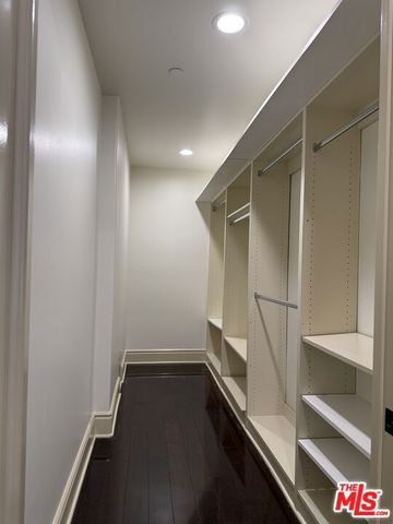 137 S Spalding Drive 202, Beverly Hills, CA 90212