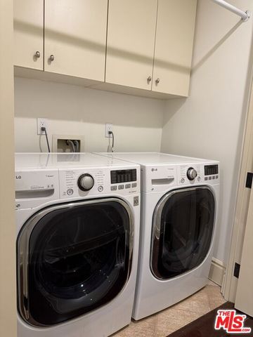 137 S Spalding Drive 202, Beverly Hills, CA 90212