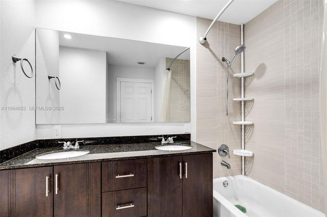 3206 NW 89th Ter, Coral Springs, FL 33065