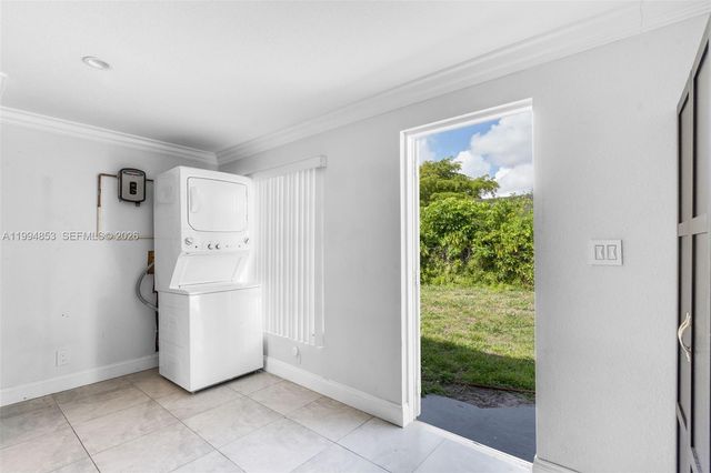 3206 NW 89th Ter, Coral Springs, FL 33065