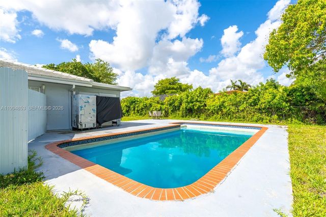 3206 NW 89th Ter, Coral Springs, FL 33065