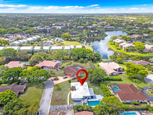 3206 NW 89th Ter, Coral Springs, FL 33065