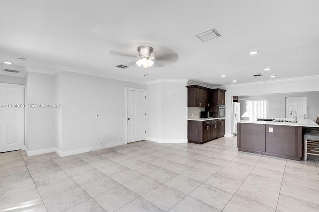 3206 NW 89th Ter, Coral Springs, FL 33065