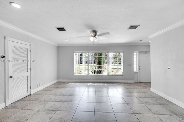 3206 NW 89th Ter, Coral Springs, FL 33065