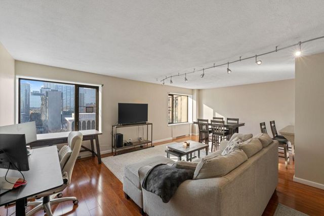 19 S 1st Street B1503, Minneapolis, MN 55401