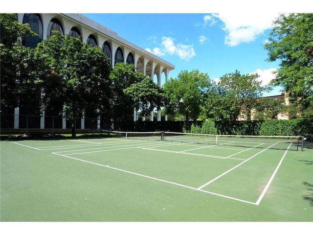 19 S 1st Street B1503, Minneapolis, MN 55401