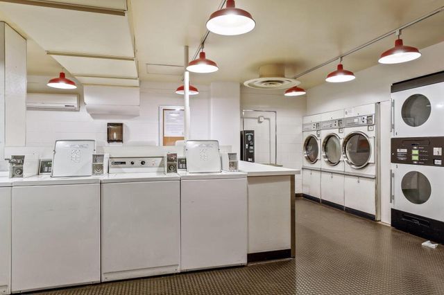 19 S 1st Street B1503, Minneapolis, MN 55401