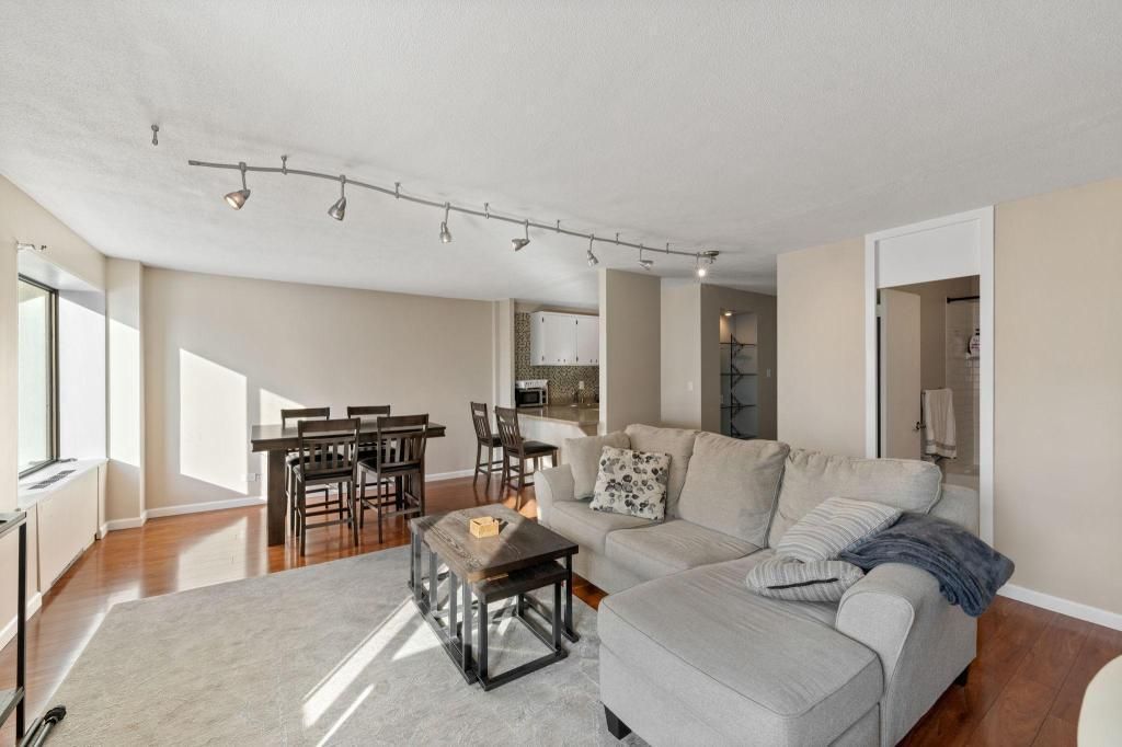 19 S 1st Street B1503, Minneapolis, MN 55401