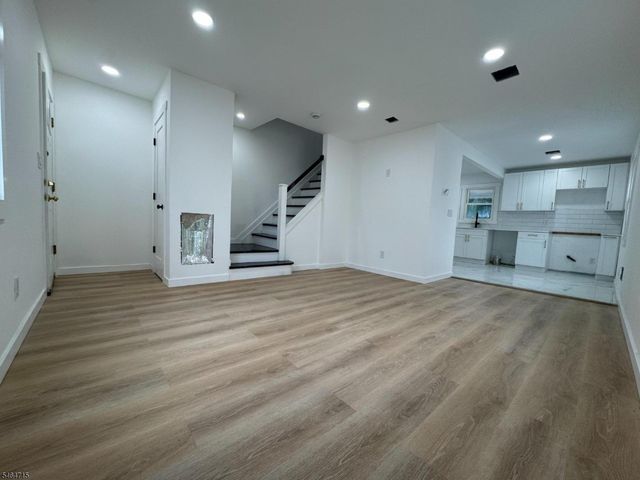 235 Windsor Ave, Westfield Town, NJ 07090