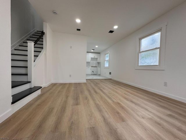235 Windsor Ave, Westfield Town, NJ 07090