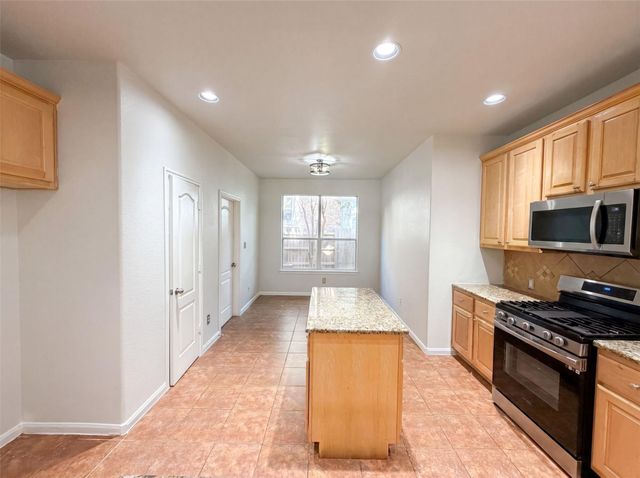 2404 Danciger LN, Cedar Park, TX 78613