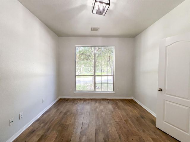 2404 Danciger LN, Cedar Park, TX 78613