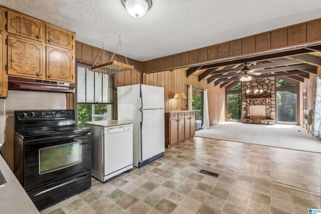 5950 RED HOLLOW ROAD, Birmingham, AL 35215