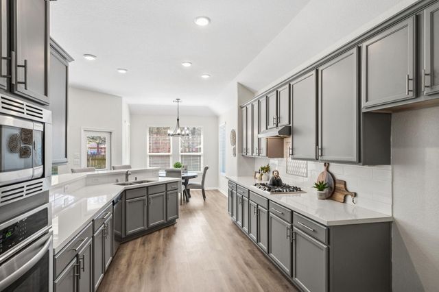 6919 Hayden Drive, Magnolia, TX 77354