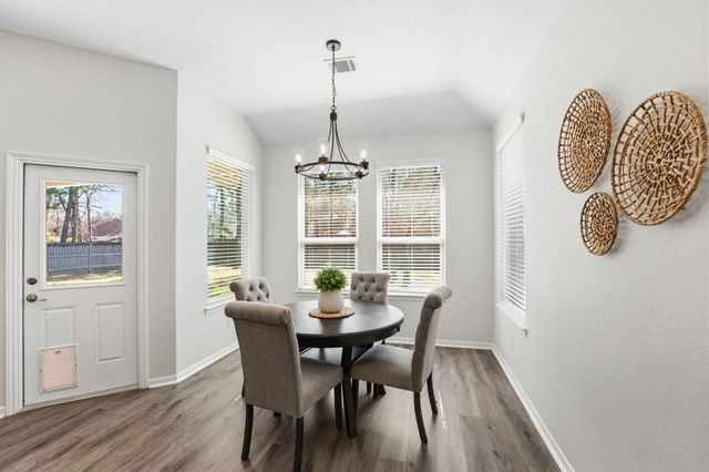 6919 Hayden Drive, Magnolia, TX 77354