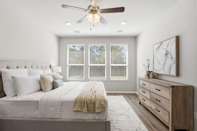 6919 Hayden Drive, Magnolia, TX 77354