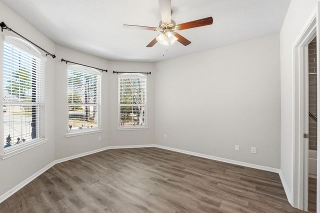 6919 Hayden Drive, Magnolia, TX 77354