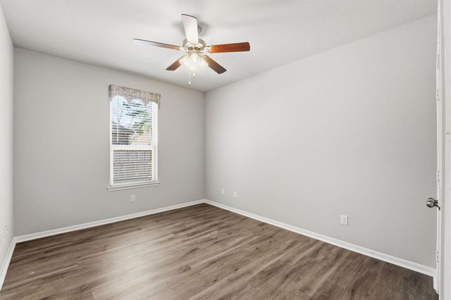 6919 Hayden Drive, Magnolia, TX 77354