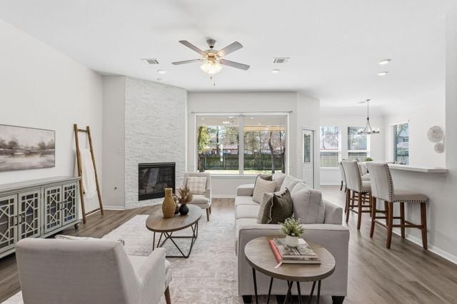 6919 Hayden Drive, Magnolia, TX 77354