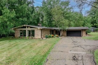 3381 Barrett Road, Akron, OH 44333