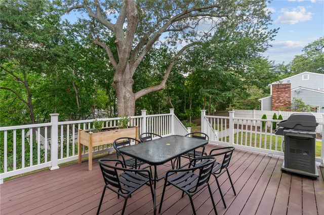97 Cowesett Road, Warwick, RI 02886