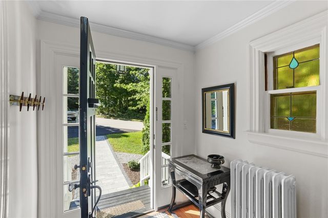 97 Cowesett Road, Warwick, RI 02886