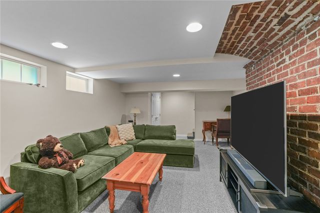 97 Cowesett Road, Warwick, RI 02886