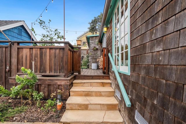 313 14th Street, Pacific Grove, CA 93950