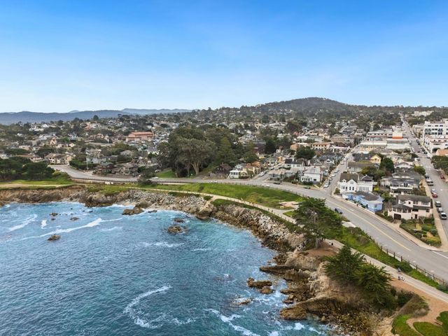 313 14th Street, Pacific Grove, CA 93950