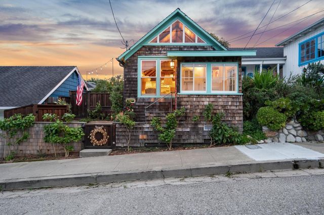 313 14th Street, Pacific Grove, CA 93950