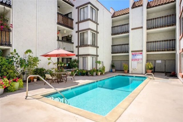 515 N Jackson Street 206, Glendale, CA 91206