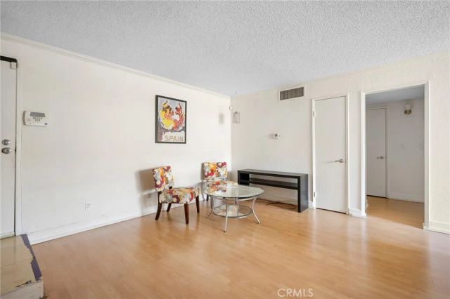 515 N Jackson Street 206, Glendale, CA 91206