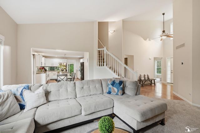 8437 Parkridge Drive, Dexter, MI 48130