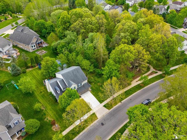 8437 Parkridge Drive, Dexter, MI 48130