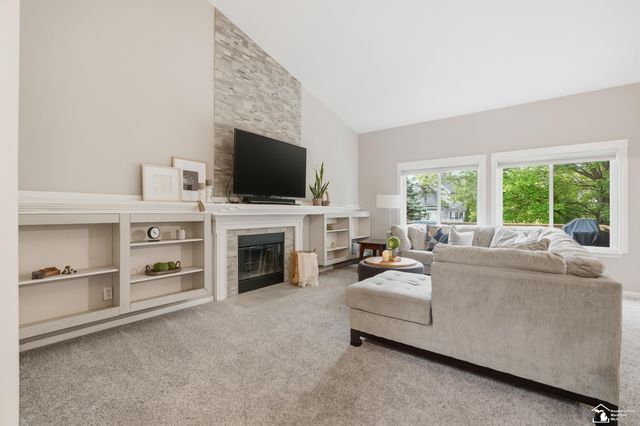 8437 Parkridge Drive, Dexter, MI 48130