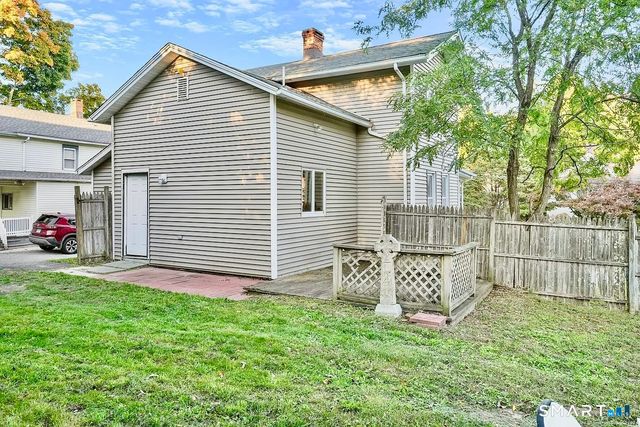 25 Pleasant Street, Ansonia, CT 06401