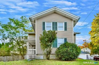 25 Pleasant Street, Ansonia, CT 06401