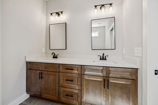 117 E Campbell Rd A, Madison, TN 37115