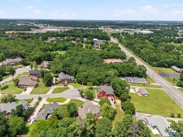 903 Whispering Pines Trail SW, Decatur, AL 35603