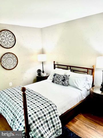 923 BREAKWATER DR, Annapolis, MD 21403