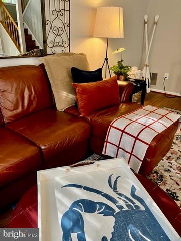 923 BREAKWATER DR, Annapolis, MD 21403
