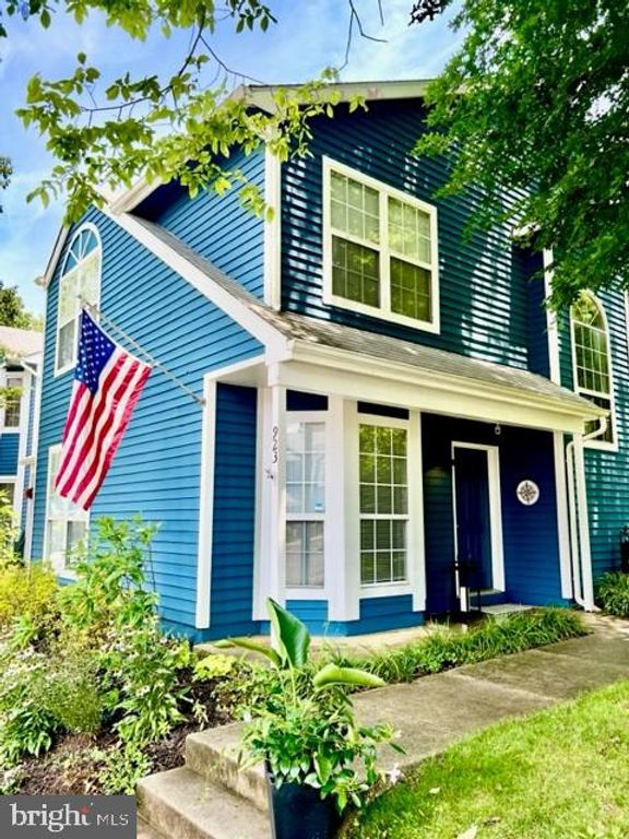 923 BREAKWATER DR, Annapolis, MD 21403
