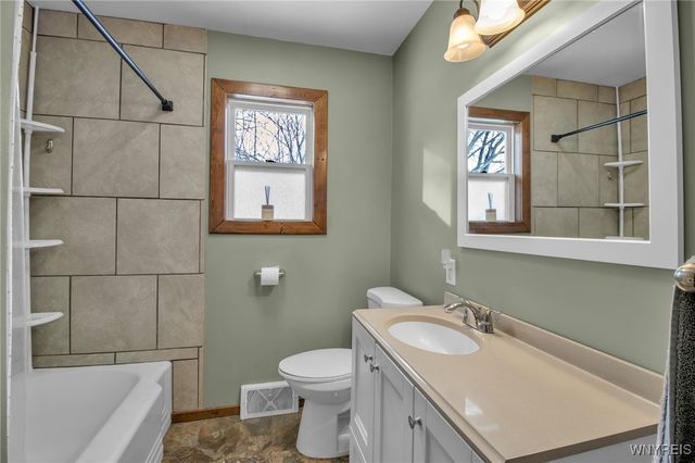 3346 Ewings Road, Newfane, NY 14094