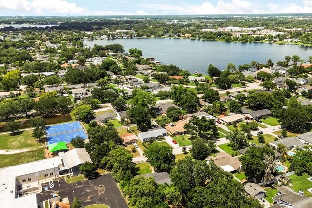 1348 RADCLYFFE ROAD, Orlando, FL 32804